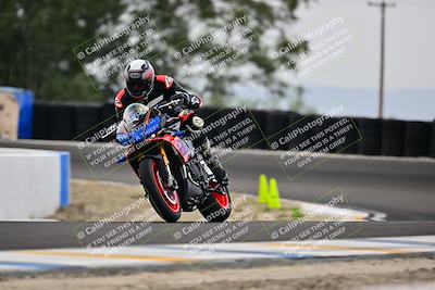 media/Apr-18-2025-TrackDaz (Fri) [[45f5874c44]]/B Group/Session 4 (Turn 6 - Outside)/